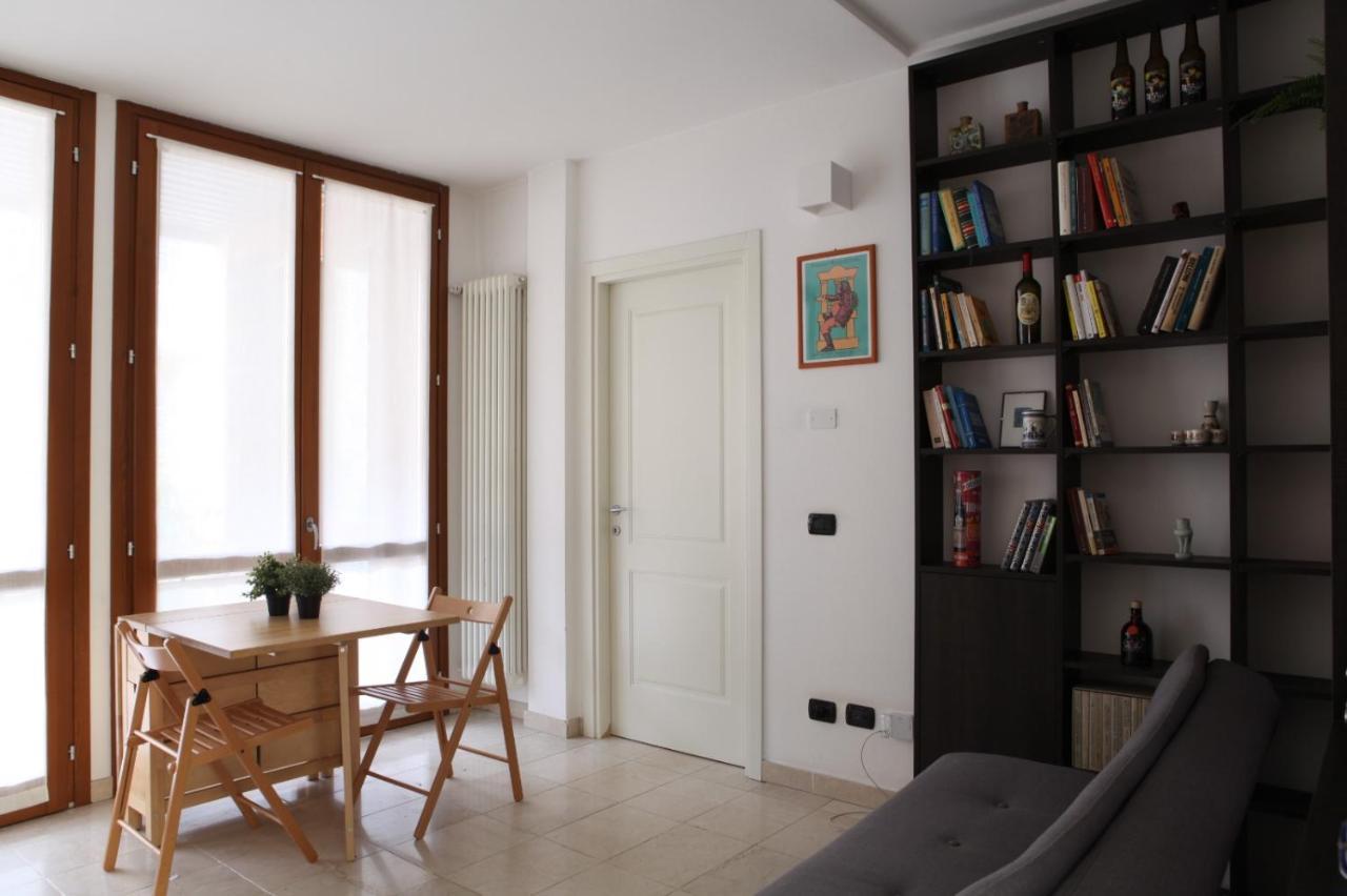 Terrace Apartment Close To Metro Station Milano Ngoại thất bức ảnh