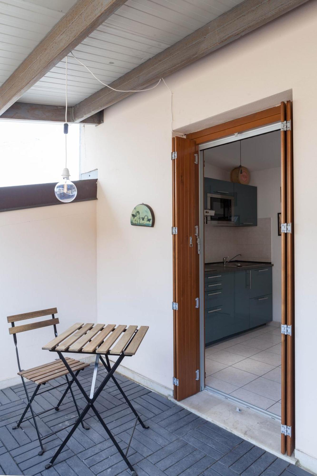 Terrace Apartment Close To Metro Station Milano Ngoại thất bức ảnh