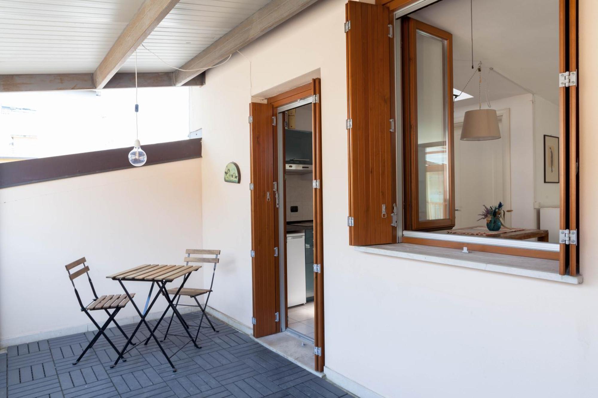 Terrace Apartment Close To Metro Station Milano Phòng bức ảnh